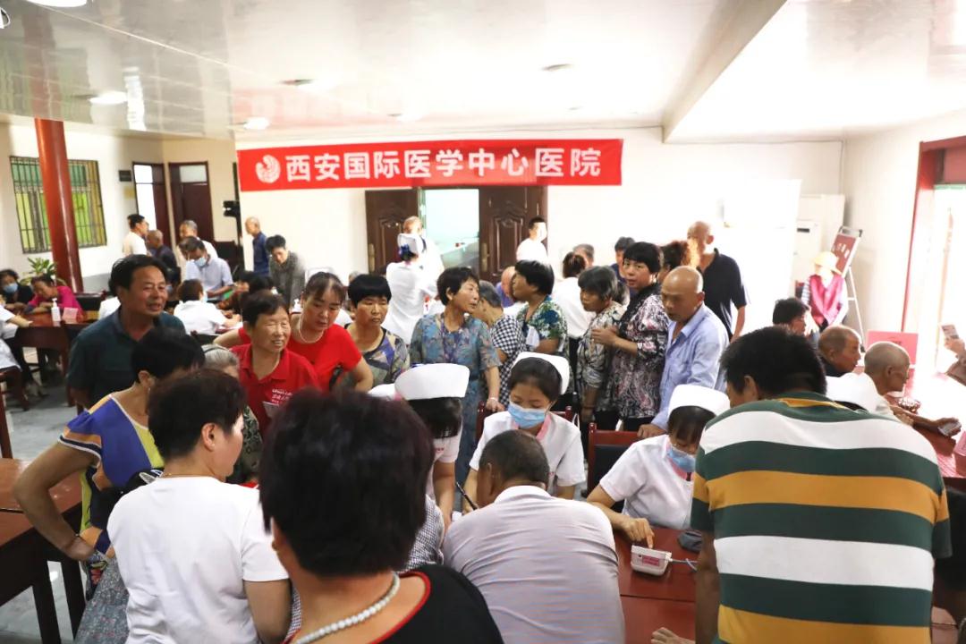 “施天使之愛，佑百姓健康”系列公益義診——走進(jìn)綠地社區(qū)