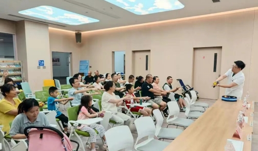 愛在音符中流淌，希望在指尖處傳遞——直擊腦癱多學(xué)科義診現(xiàn)場(chǎng)